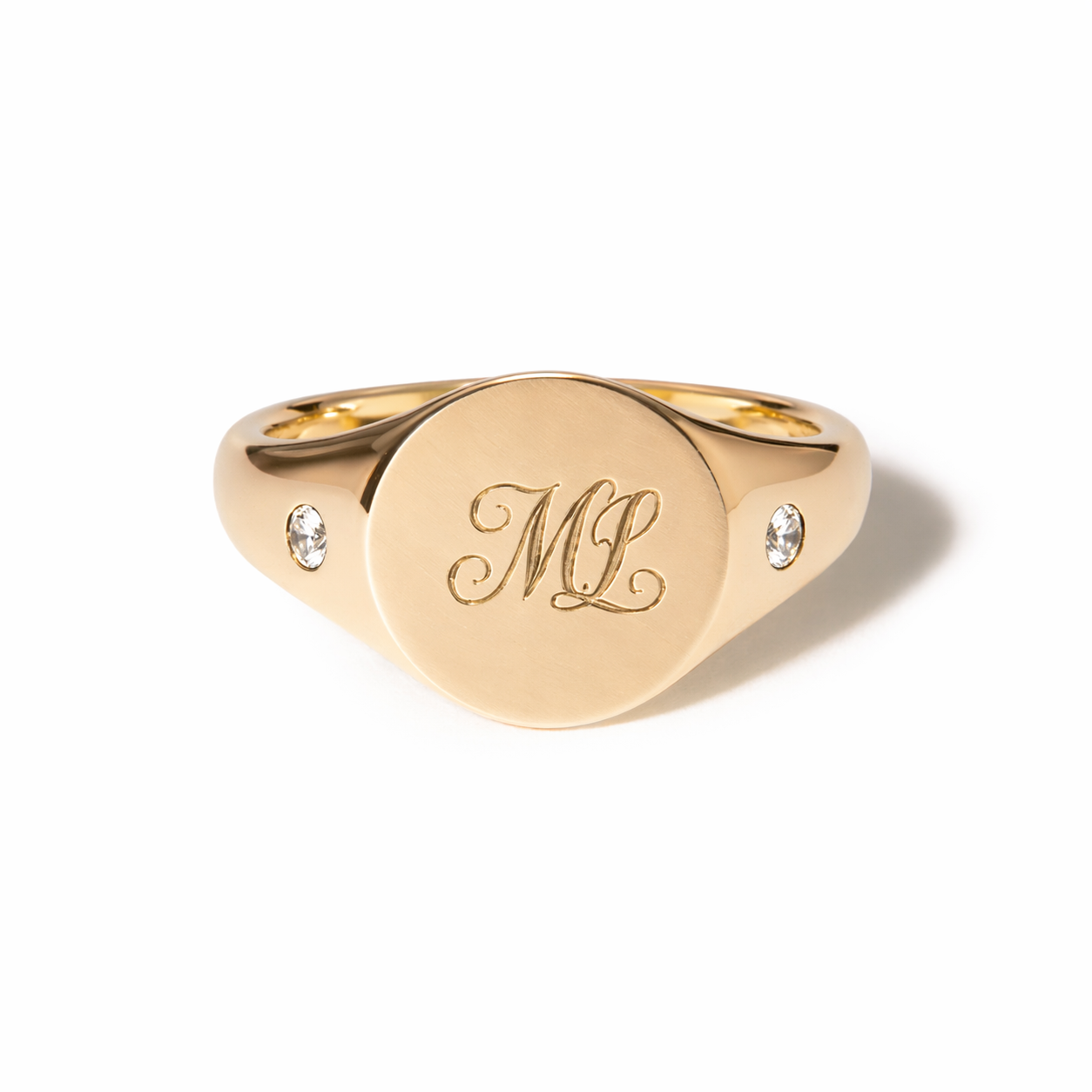 Modern signet with Diamond, Custom Engraving