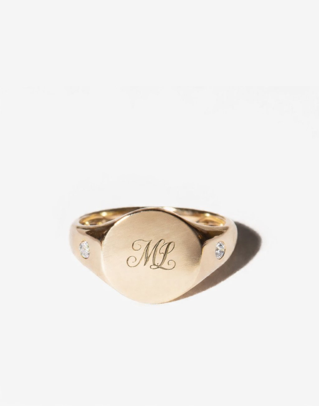 Modern signet with Diamond, Custom Engraving